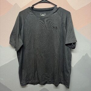 Men’s Under Armour T-shirt